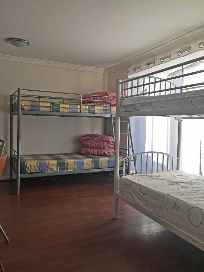Готель Cherry House & Self Catering Лідс Екстер'єр фото